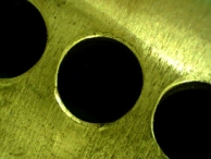 A photo showing the distortion of the chambers in the plug.